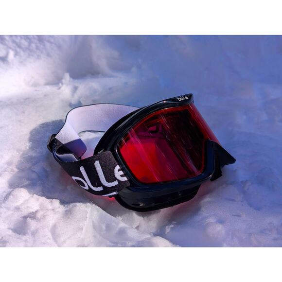 Bollé Snow Goggles Mojo Model - Black Frame / Red Lens - Picture 4 of 7